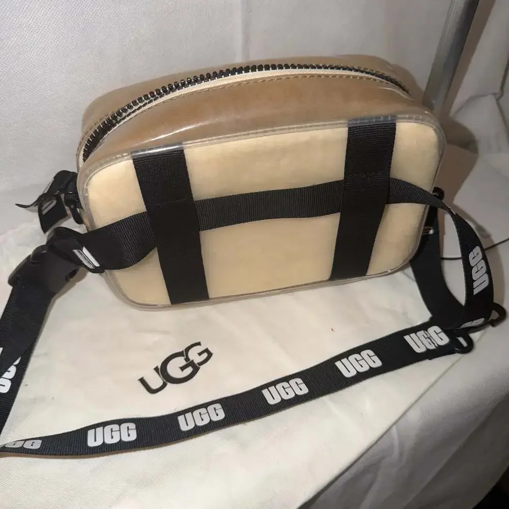 UGG Crossbody/Fanny Pack Versatile